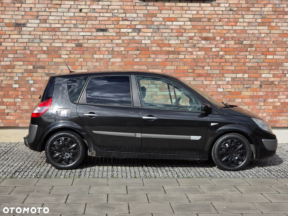 Renault Scenic 1.9 dCi Confort Expression - 11