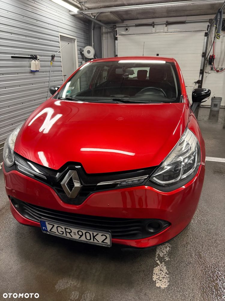 Renault Clio 1.2 16V 75 Life - 1