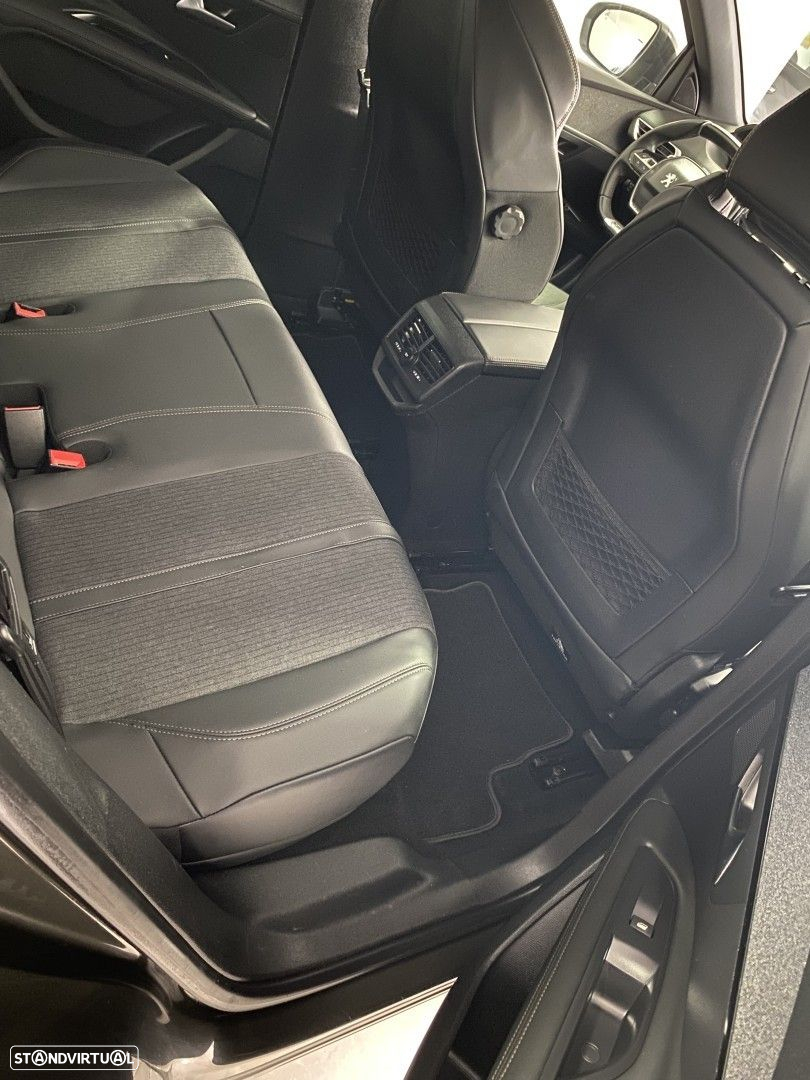 Peugeot 3008 1.6 Hybrid GT Line e-EAT8 - 18