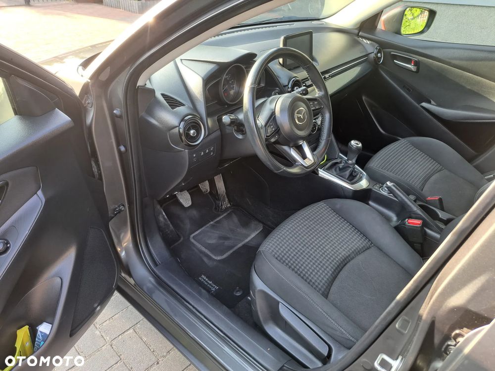 Mazda 2 - 11
