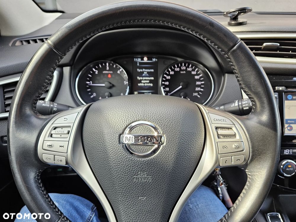 Nissan Qashqai 1.6 DCi Acenta Xtronic EU6 - 25