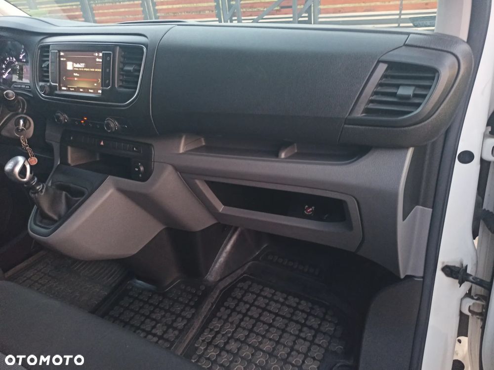 Opel Vivaro - 35