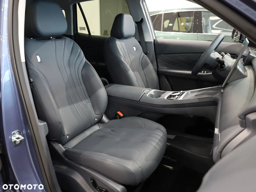 Geely Starray EM-i 1.5 PHEV Pro - 14