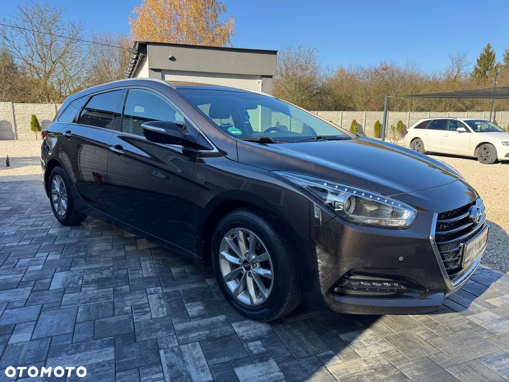 Hyundai i40 Kombi 1.6 Trend - 17