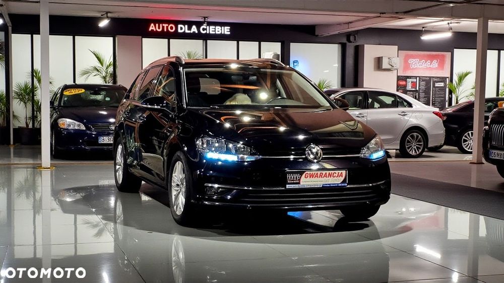 Volkswagen Golf - 9
