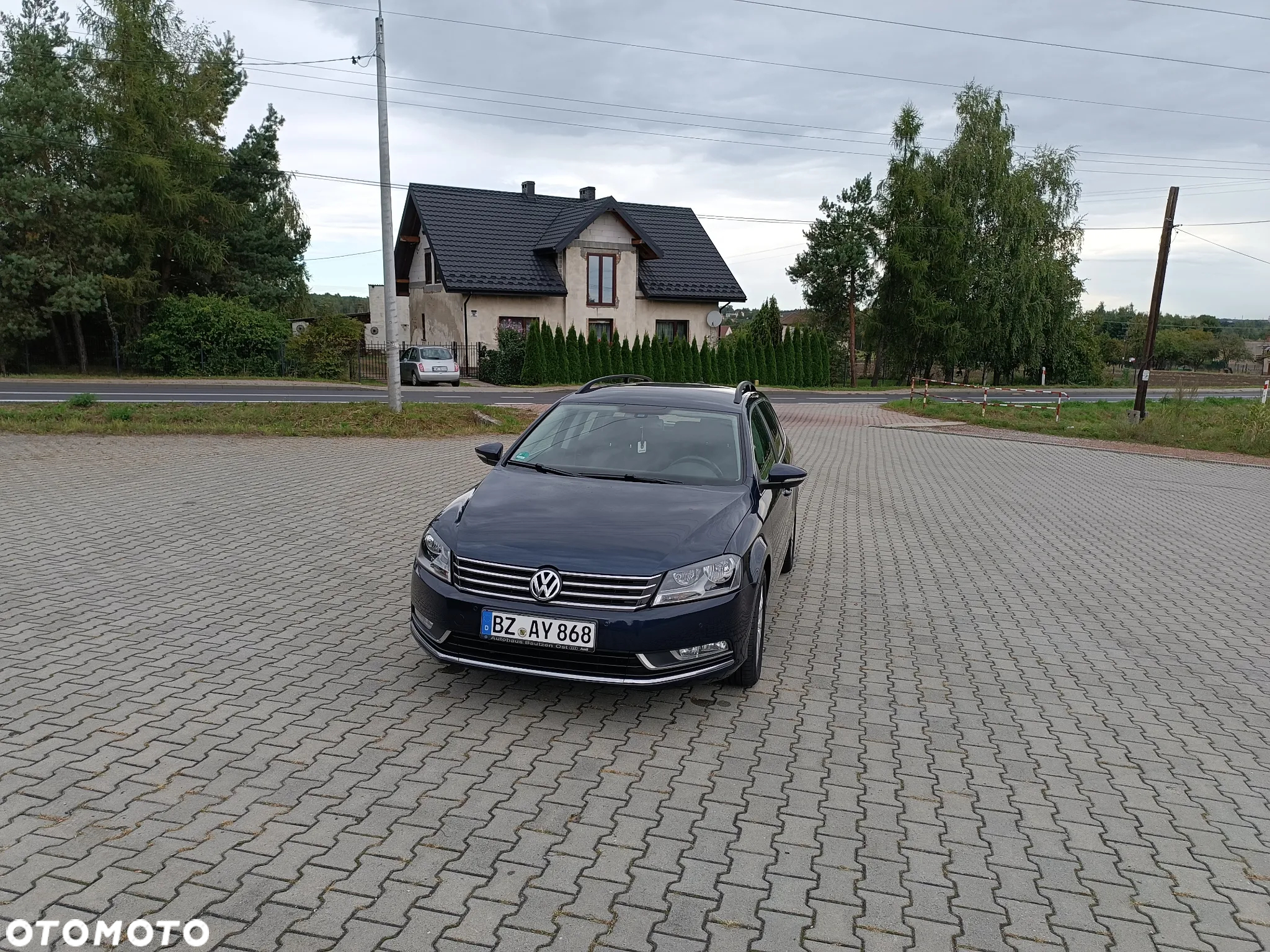 Volkswagen Passat Variant 2.0 Blue TDI SCR Comfortline - 2