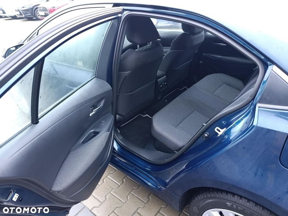 Toyota Corolla 1.8 Hybrid Comfort - 17