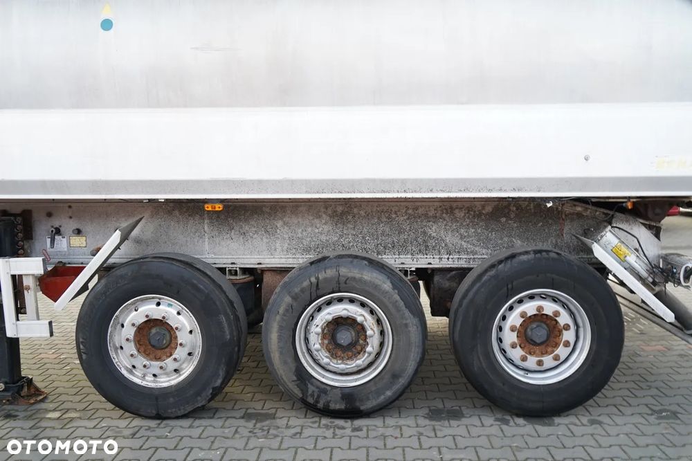 Benalu WYWROTKA / 23 m3 / ALUMINIOWA / OŚ PODNOSZONA / WAGA: 5 000 KG / - 19