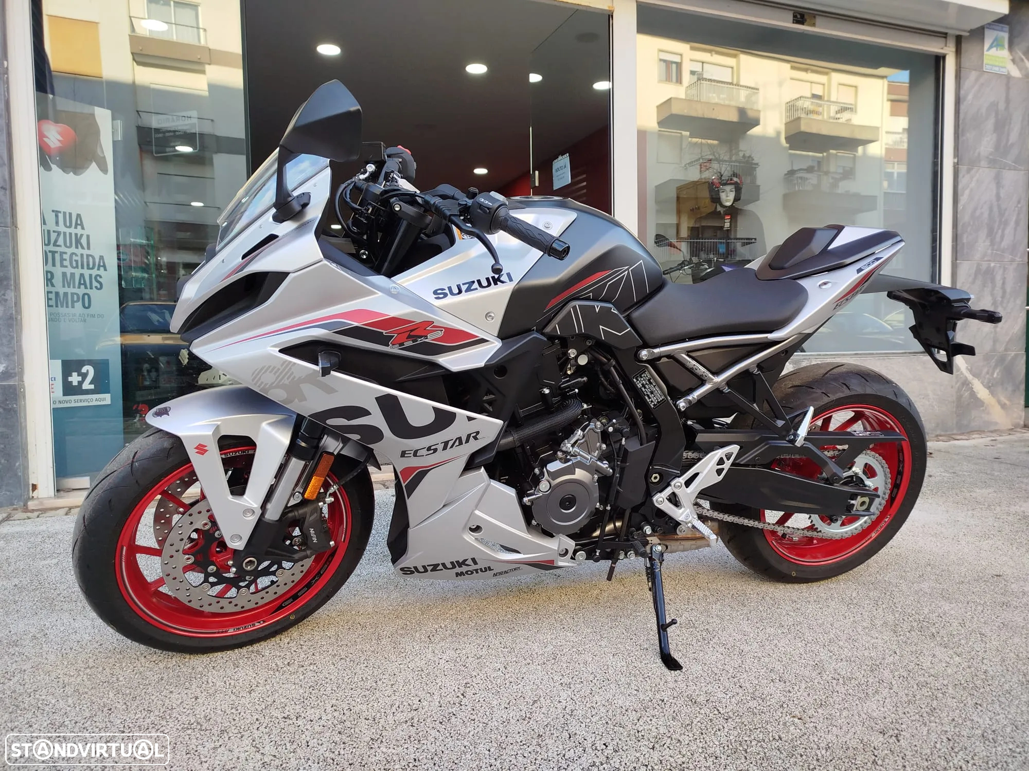 Suzuki GSX -8R CAMPANHA Desde 125,64€ Mês - 28