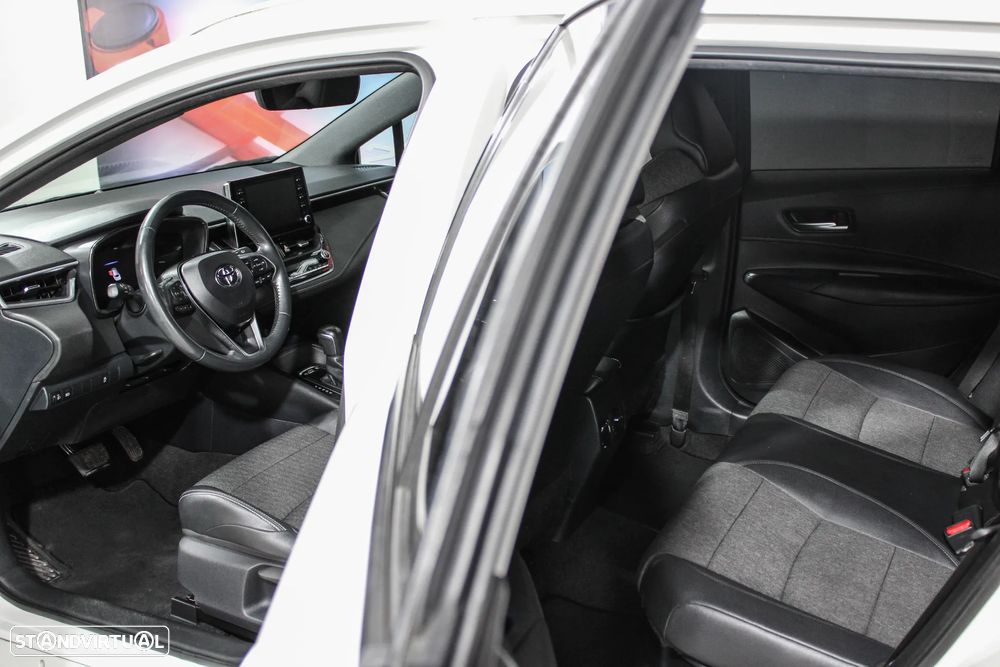 Toyota Corolla Touring Sports 1.8 Hybrid Comfort+P.Sport - 10