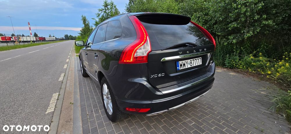 Volvo XC 60 D4 AWD Geartronic Summum - 9