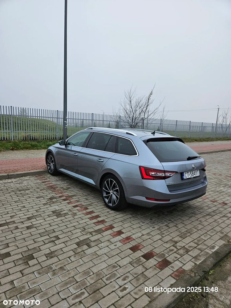 Skoda Superb 2.0 TDI L&K DSG - 4