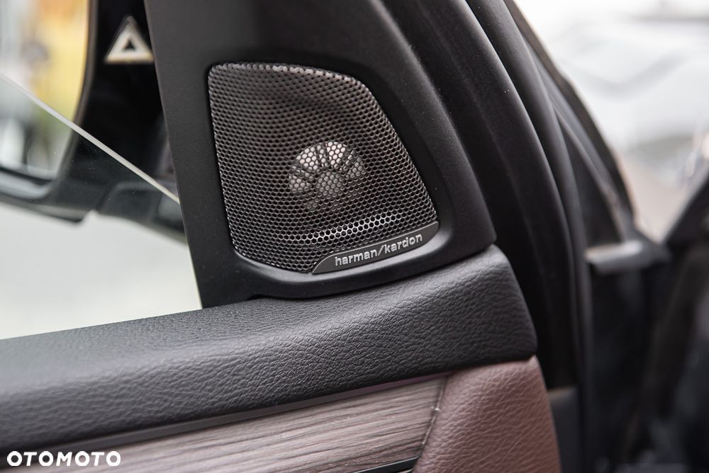 BMW X5 xDrive50i Sport-Aut - 14