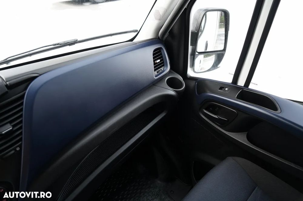 Iveco DAILY 50-180 / IZOTERMĂ / CONTAINER 5.5 M / LIFT DHOLLANDIA / OBLOANE LATERALĂ / HI-MATIC - 29