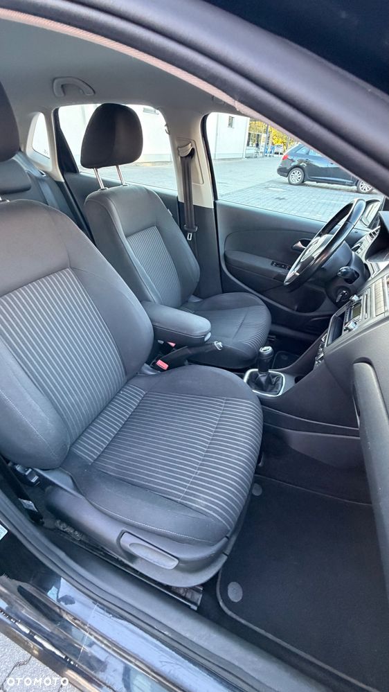 Volkswagen Polo 1.4 16V Highline - 21