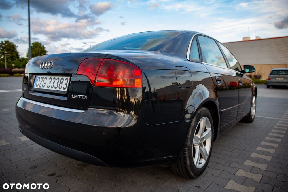 Audi A4 Limousine - 37