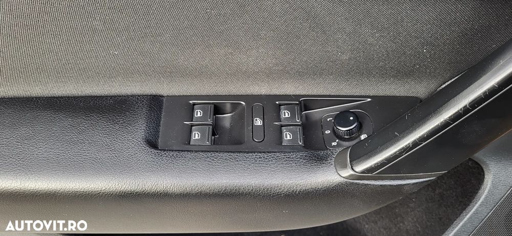 Volkswagen Passat Variant 2.0 TDI BlueMotion Technology DSG Comfortline - 15