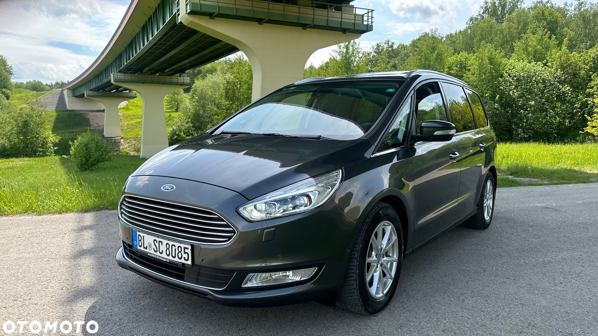 Ford Galaxy 2.0 EcoBlue Twin-Turbo Titanium - 6