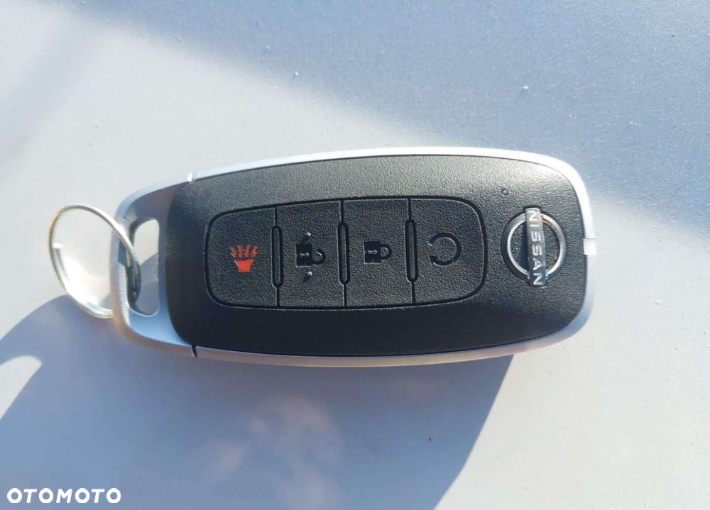 Nissan Pathfinder - 17