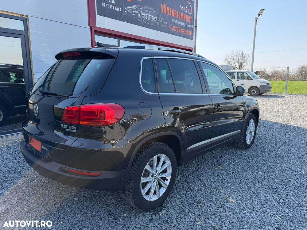 Volkswagen Tiguan 2.0 TDI DPF 4Motion BlueMotion Technology DSG Track & Field - 4