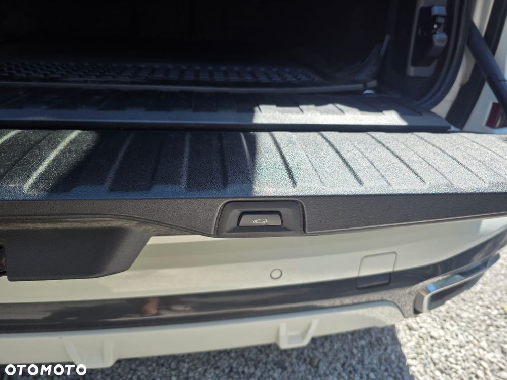 BMW X5 xDrive25d - 29