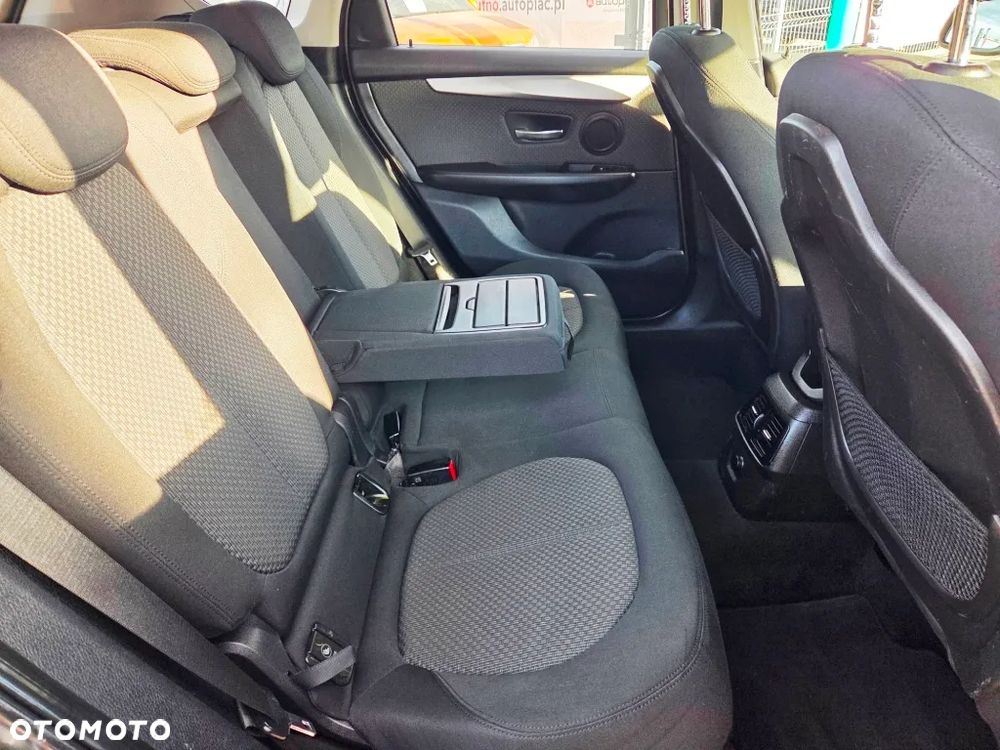 BMW Seria 2 218i Luxury Line - 28