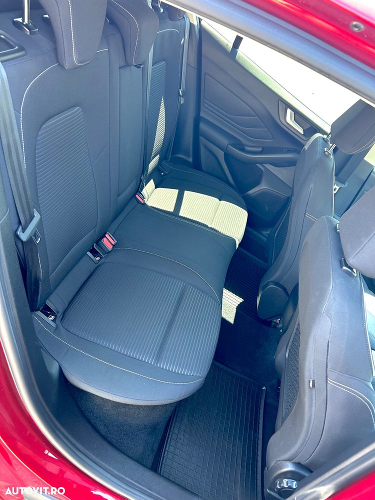 Ford Focus 1.0 EcoBoost Titanium - 18