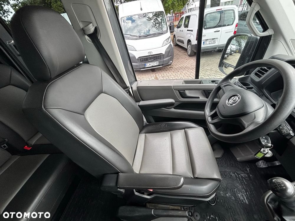 Volkswagen Crafter - 10