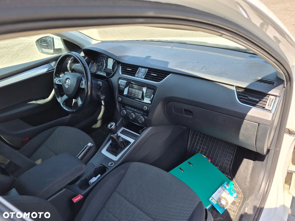 Skoda Octavia 1.6 TDI Ambition - 12