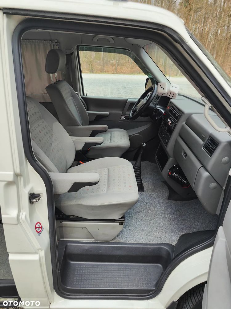 Volkswagen Transporter - 13