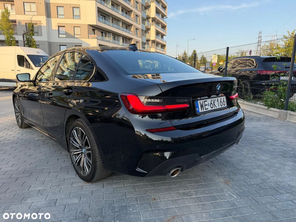 BMW Seria 3 330e M Sport sport - 5