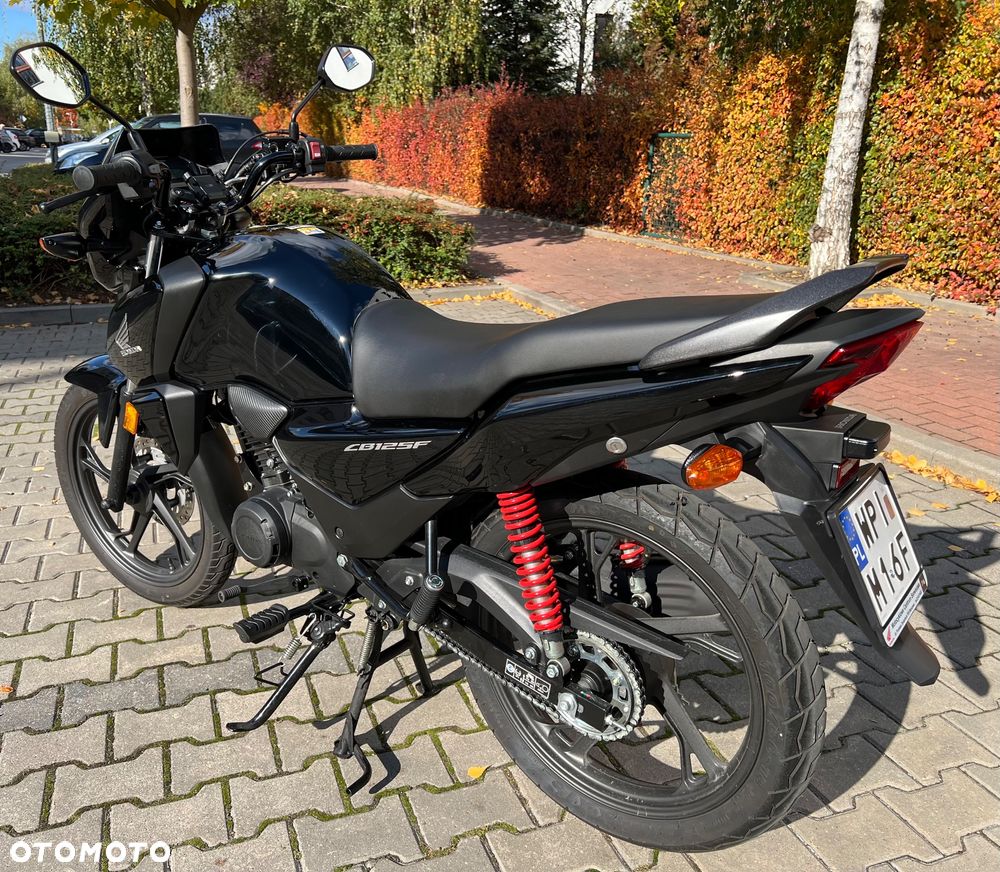 Honda CBF - 3