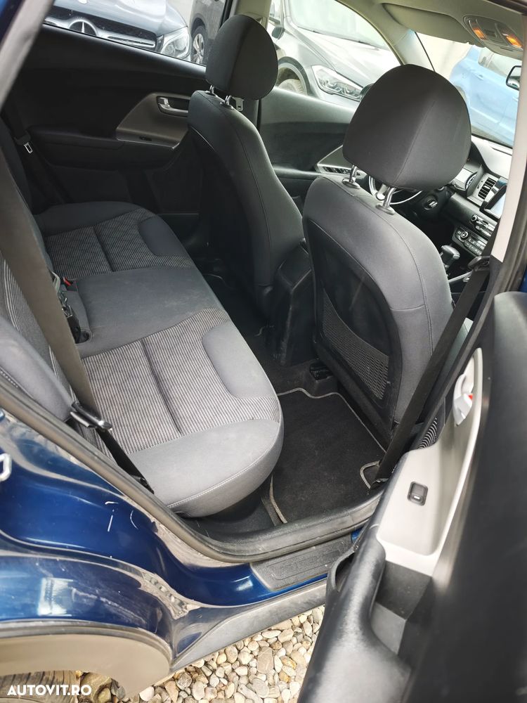 Kia Niro 1.6 GDI 2WD Aut. Spirit - 13