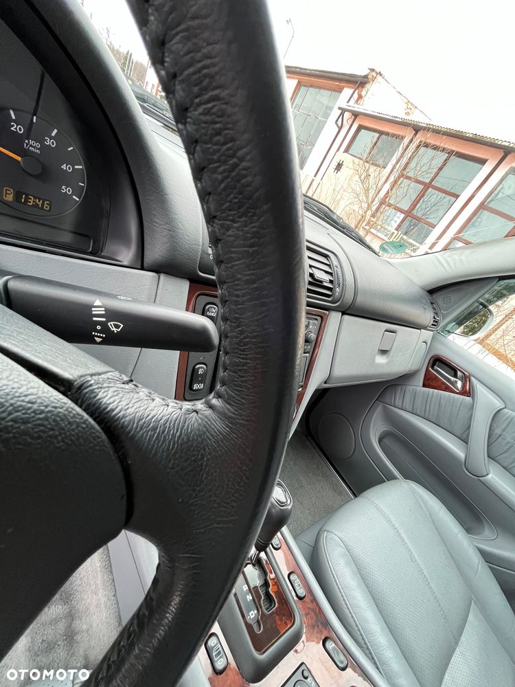 Mercedes-Benz ML - 13