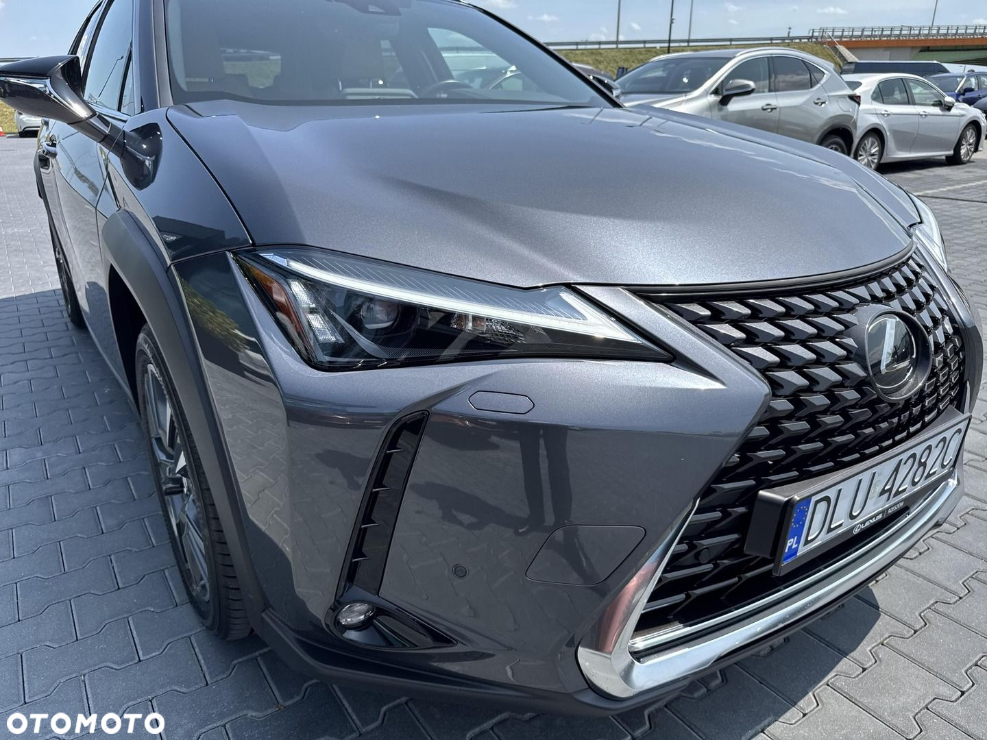 Lexus UX - 10
