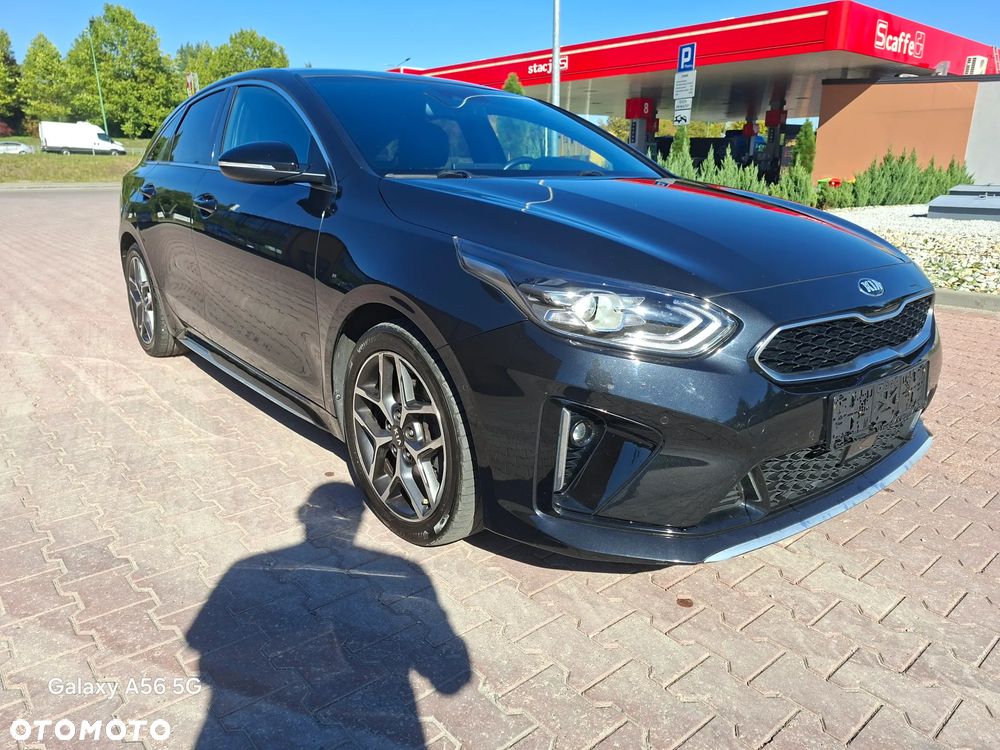Kia Procee'd