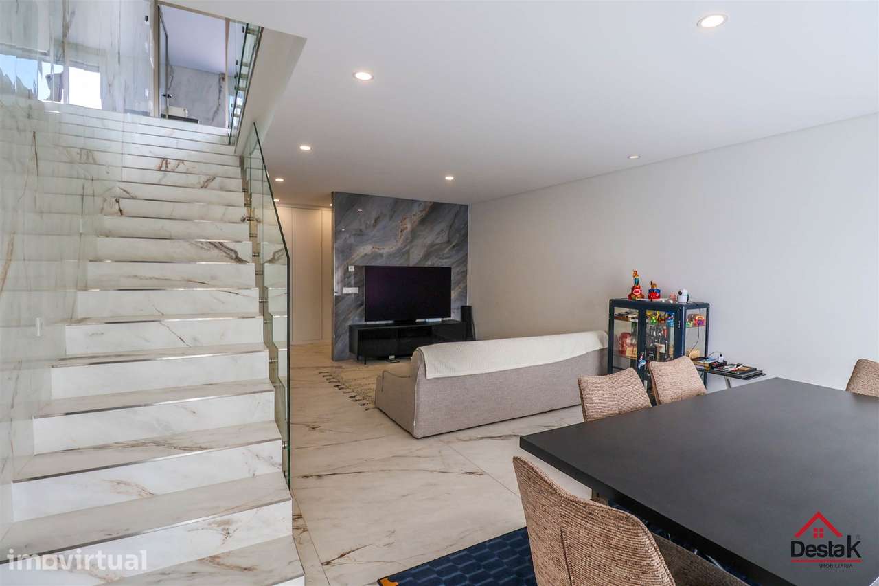 Apartamento T5 DUPLEX na Colina Verde - Grande imagem: 5/36
