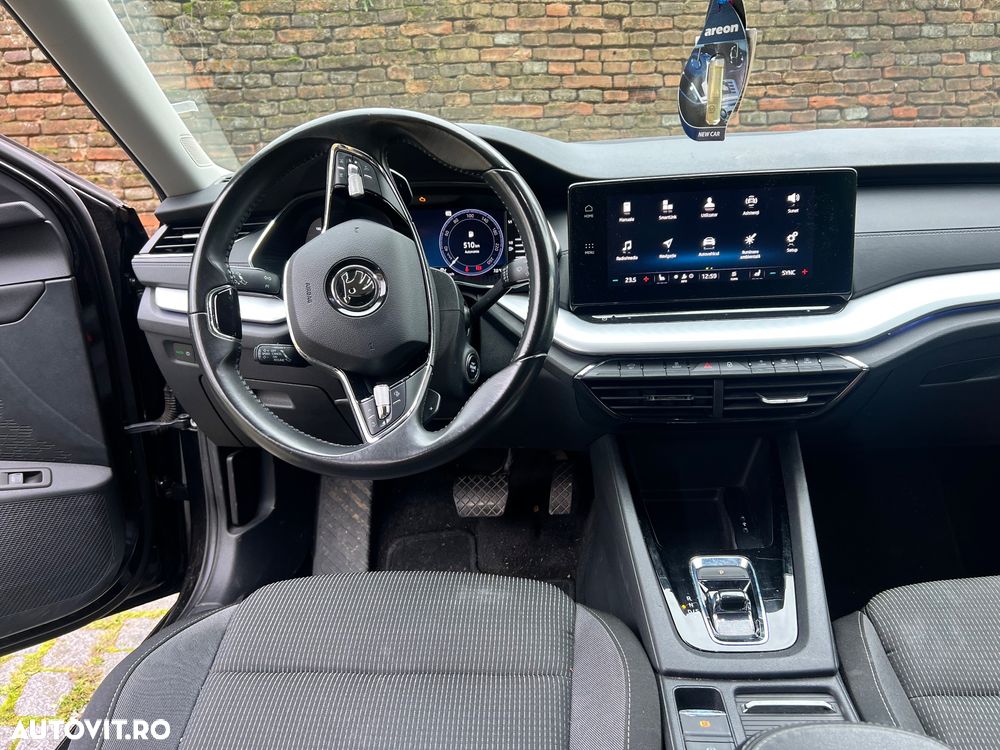 Skoda Octavia 2.0 TDI DSG First Edition - 10