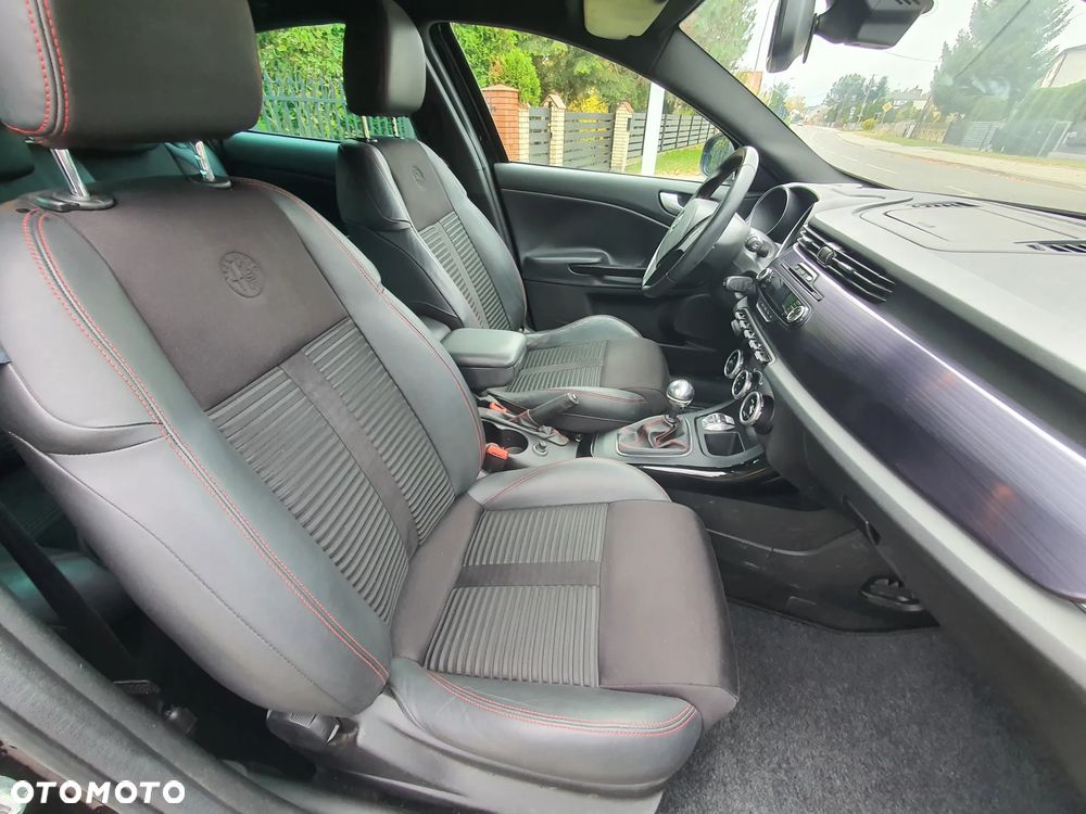 Alfa Romeo Giulietta 1.4 TB 16V Turismo - 31