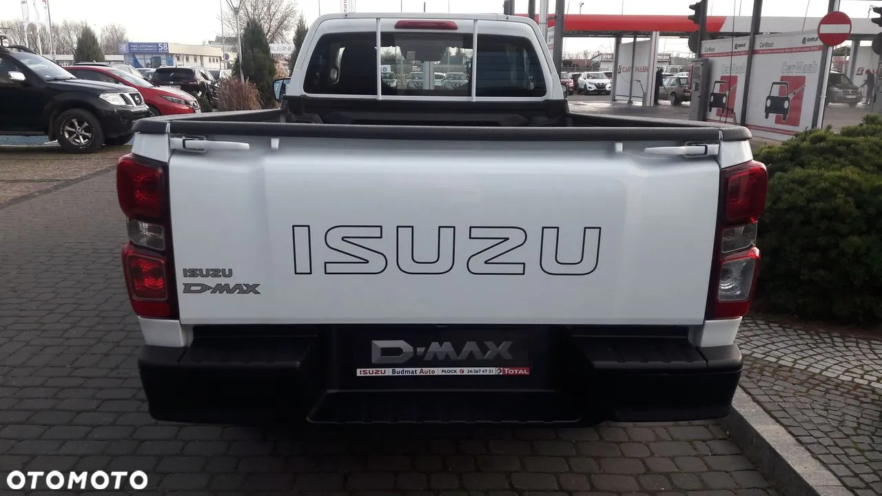 Isuzu D-Max 1.9 SC L - 10