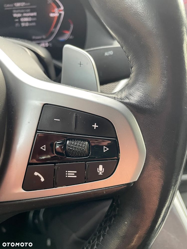 BMW X6 xDrive40i - 12