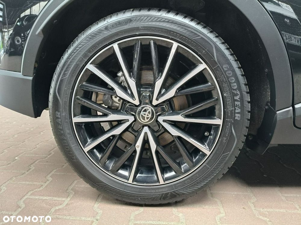 Toyota C-HR 1.8 Hybrid GPF Executive - 13