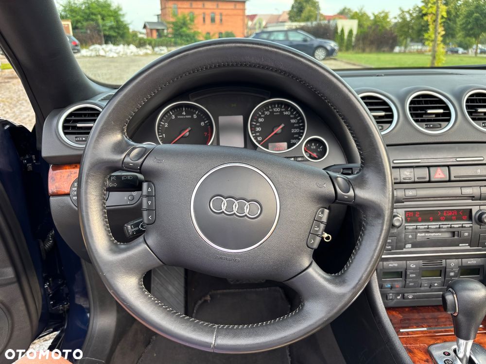 Audi A4 Cabrio 3.0 Multitronic - 22