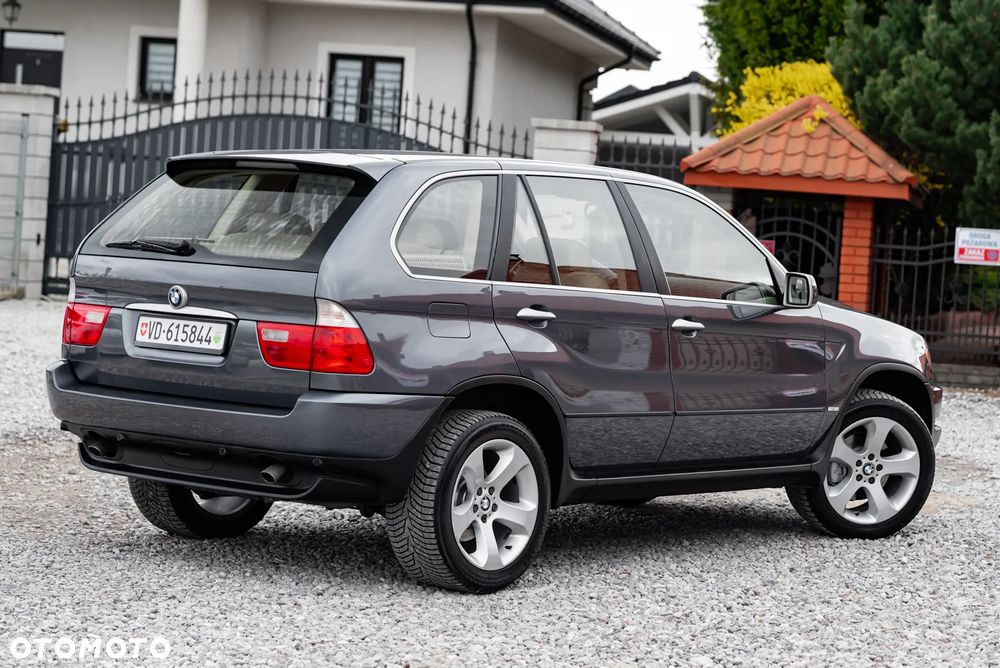 BMW X5 3.0 i Edition Exclusive - 10