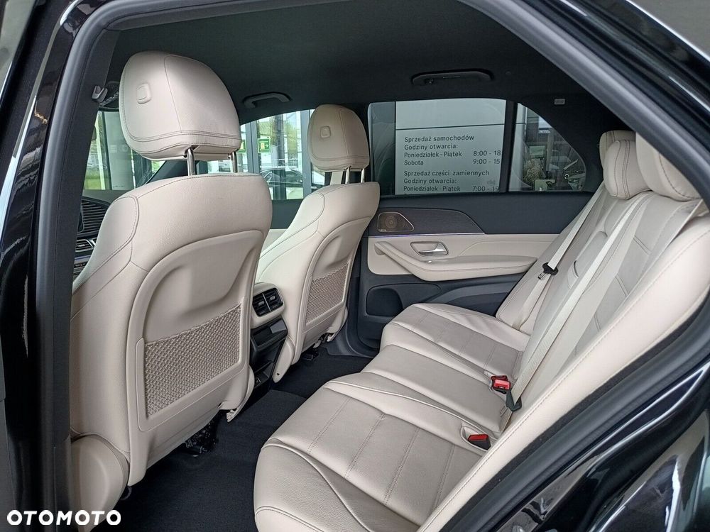 Mercedes-Benz GLE - 16