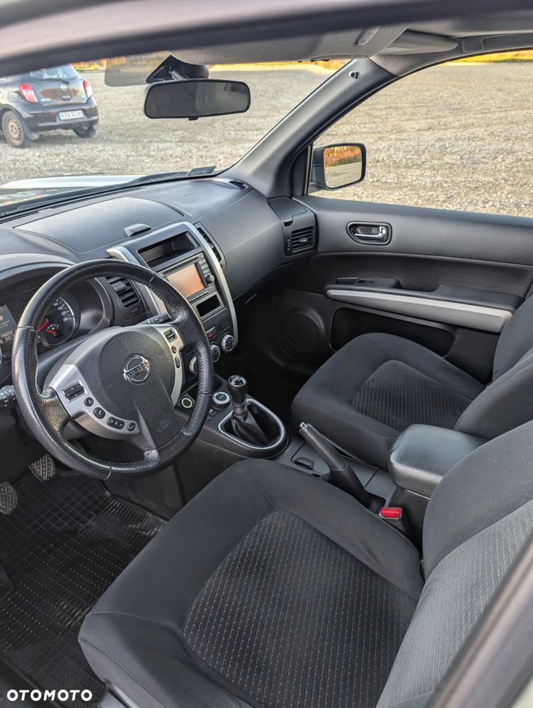 Nissan X-Trail 2.0 dCi XE - 27