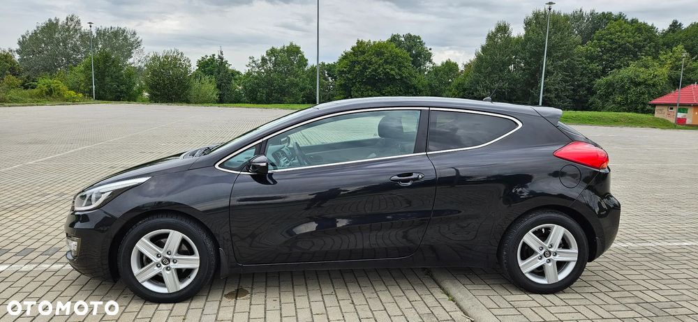 Kia ProCeed 1.6 CRDi ISG Vision - 19