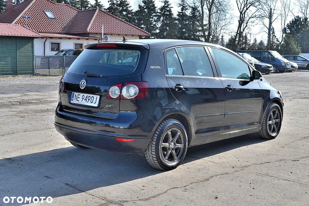 Volkswagen Golf Plus - 7