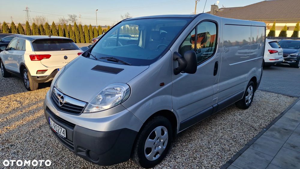 Opel Vivaro - 18