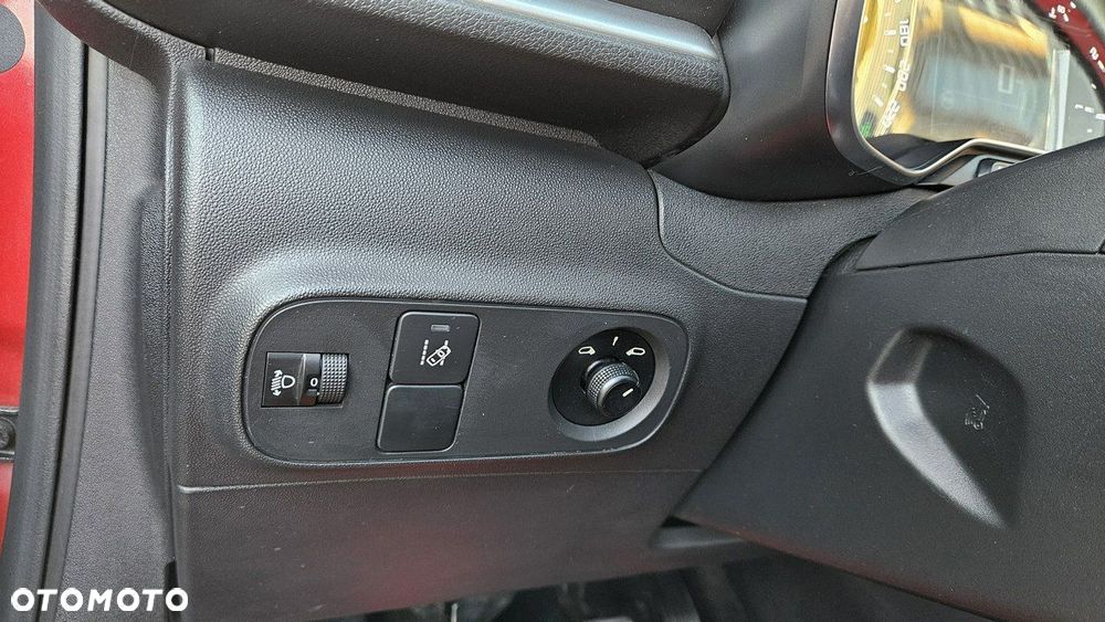 Citroën C3 1.2 PureTech GPF Shine - 25